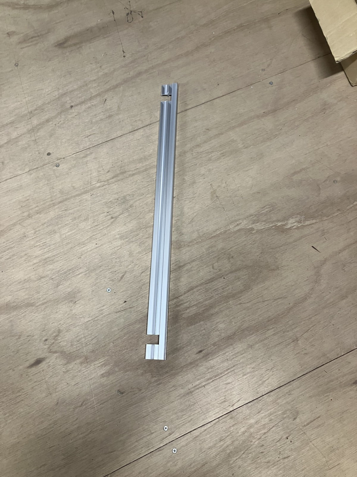 元旦スフィンクスルーフ１型　雪止め用吊り子