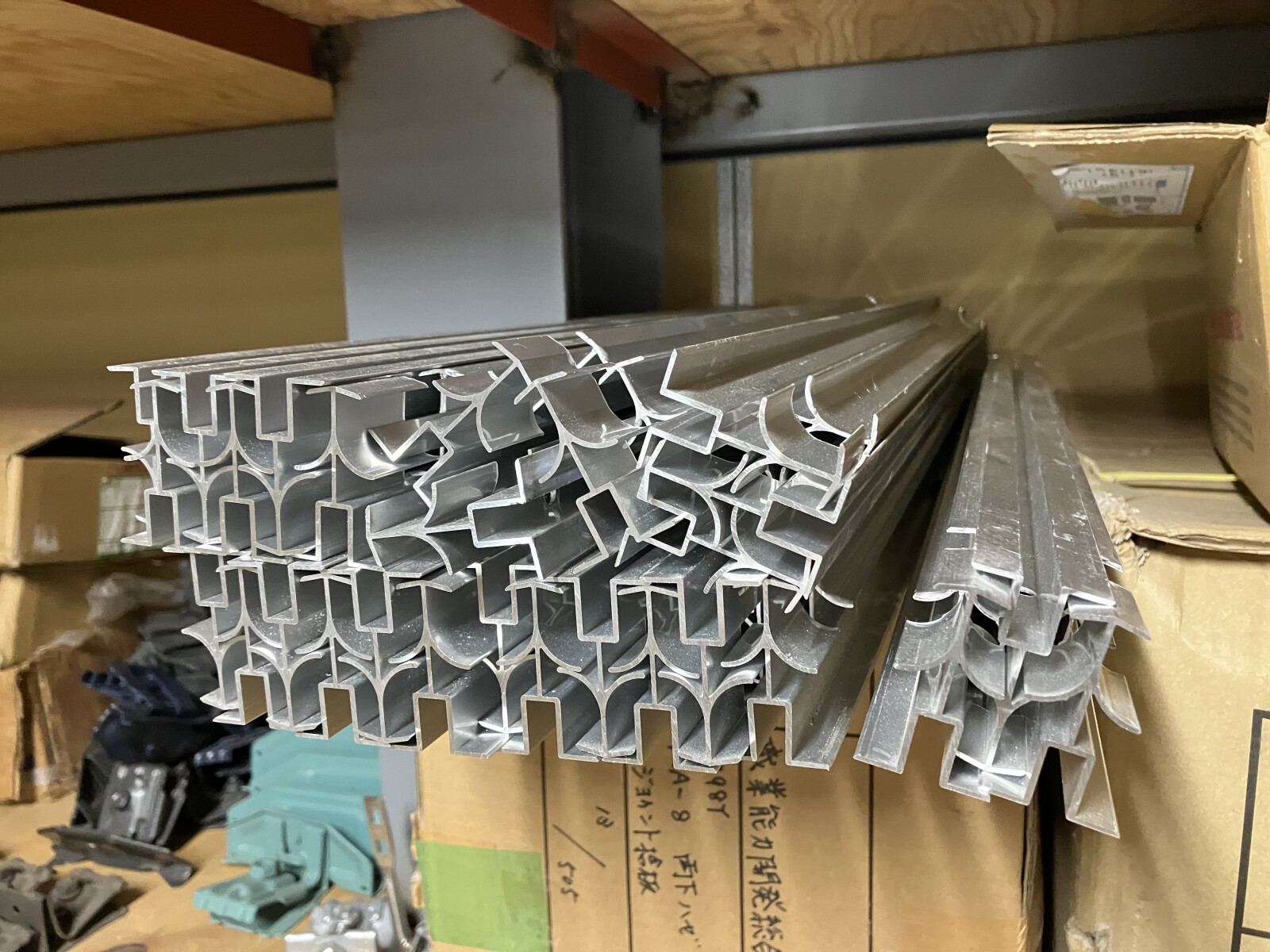 元旦スフィンクスルーフ１型　雪止め用吊り子