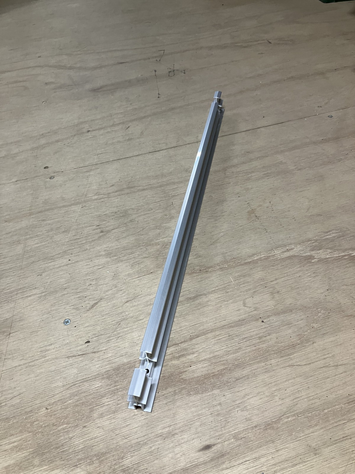 元旦スフィンクスルーフ１型　雪止め用吊り子